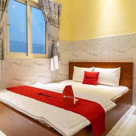 فندق Reddoorz Near Etown 4 مدينة هوشي منه المظهر الخارجي الصورة